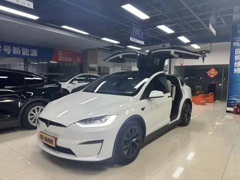 Tesla Model X 2023