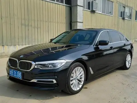 BMW 5 Series 2020 — фото 1