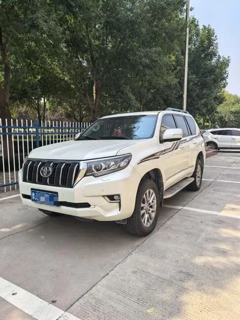 Toyota Prado 2019