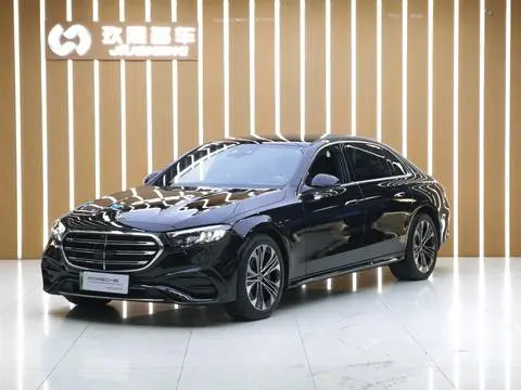 Mercedes-Benz E-Class PHEV 2024