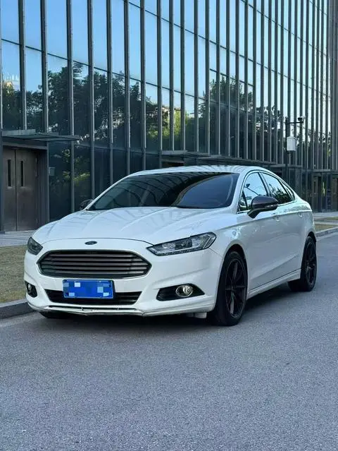 Ford 蒙迪欧 2013