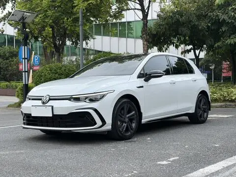 Volkswagen Golf 2023