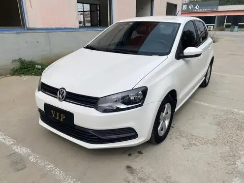 Volkswagen Polo 2016 — фото 1