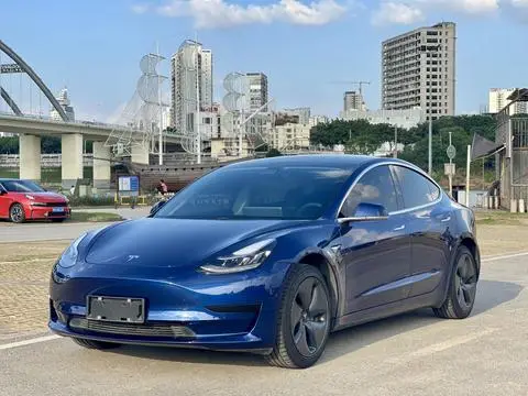 Tesla Model 3 2019 — фото 1