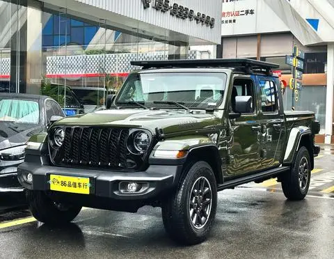 Jeep 角斗士 2022 — фото 1