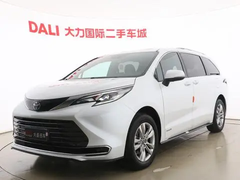 Toyota 赛那 2021