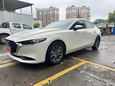 Mazda 3 昂克赛拉 2022 — фото 1