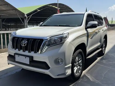 Toyota Prado 2018 — фото 1