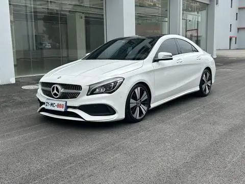 Mercedes-Benz CLA 2018