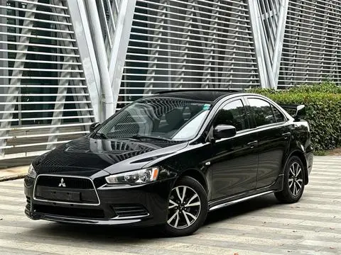 Mitsubishi 翼神 2013