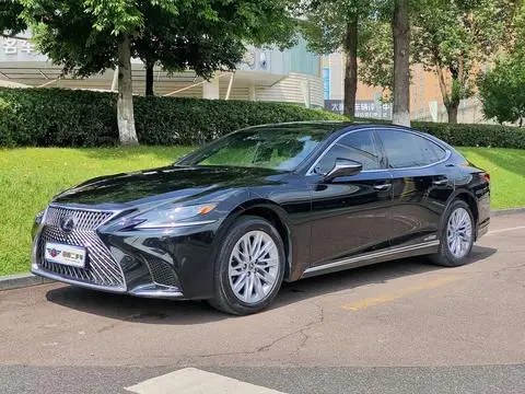 Lexus LS 2018