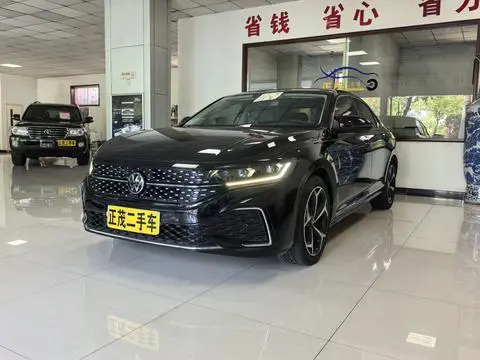 Volkswagen Passat 2023