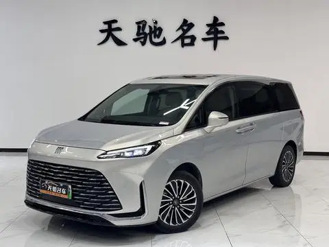Buick GL8 PHEV 2025