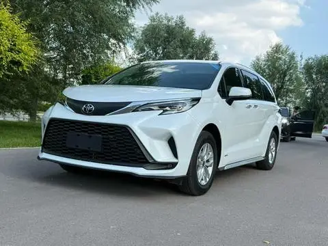 Toyota Granvia 2024