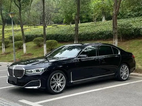 BMW 7 Series 2019 — фото 1