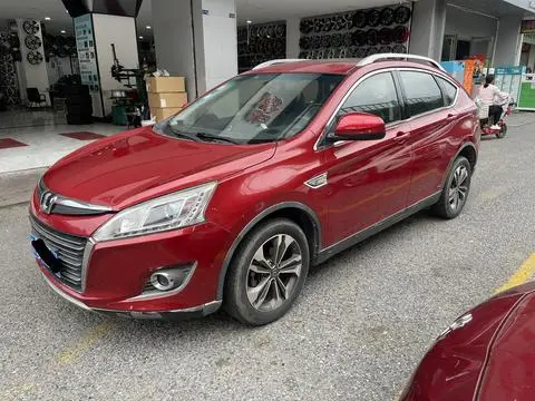 Luxgen 优6 SUV 2015