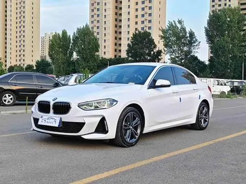 BMW 1 Series 2021