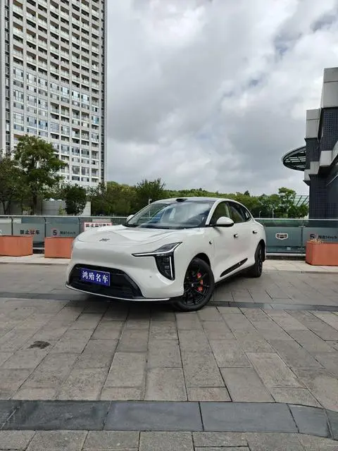 IM Motors 智己LS6 2026