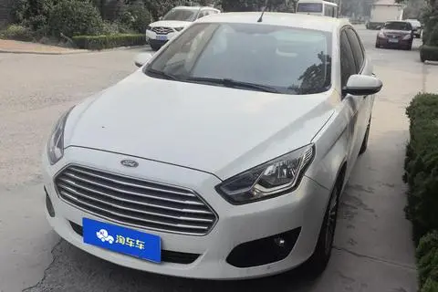Ford Escort 2015