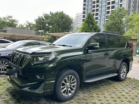 Toyota Prado 2018 — фото 1