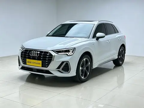 Audi Q3 2021