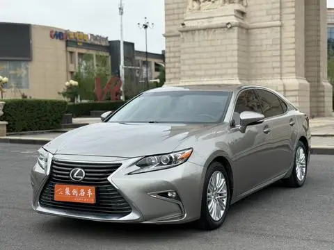 Lexus ES 2015