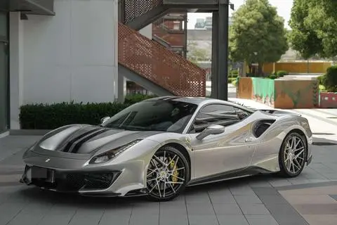 Ferrari 488 2015