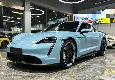 Porsche Taycan 2022