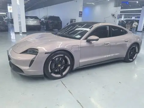 Porsche Taycan 2020