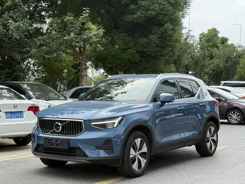 Volvo XC40 2023