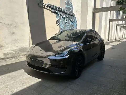 Tesla Model Y 2022 — фото 1