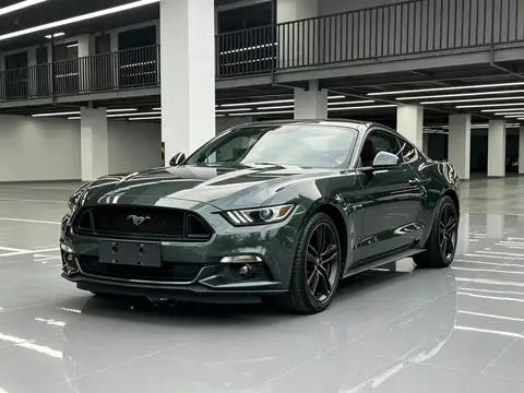 Ford Mustang 2017 — фото 1