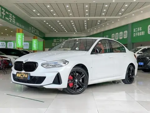 BMW 1 Series 2021