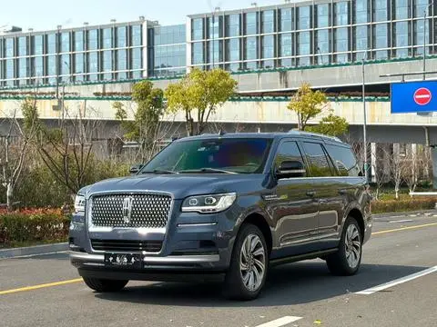 Lincoln 领航员 2022