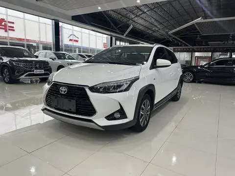 Toyota YARIS L 2022