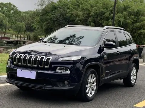 Jeep 自由光 2015