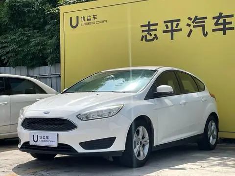 Ford Focus 2017 — фото 1