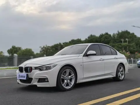 BMW 3 Series 2019 — фото 1
