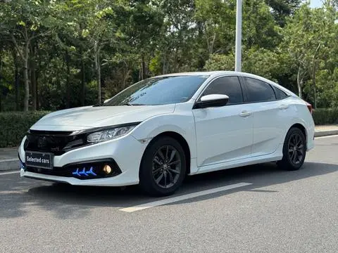 Honda Civic 2019 — фото 1