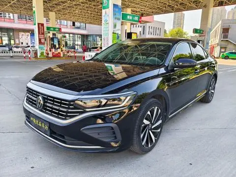 Volkswagen Passat 2024