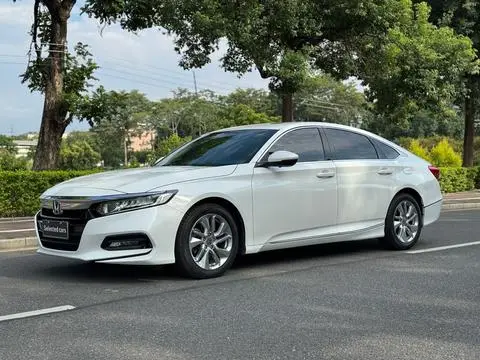 Honda Accord 2018 — фото 1