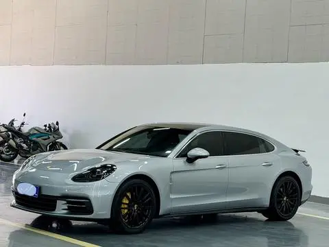 Porsche Panamera 2017
