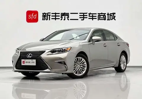 Lexus ES 2015