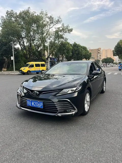 Toyota Camry 2021