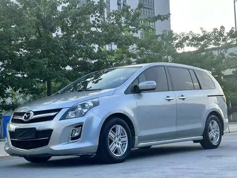 Mazda 8 2011