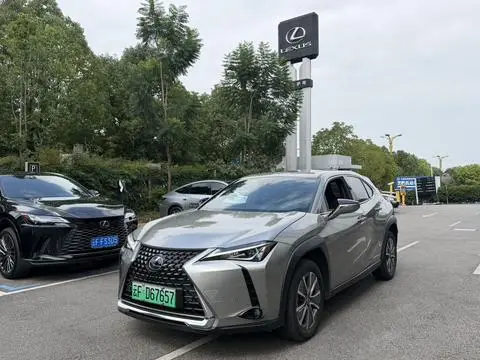 Lexus UX EV 2020