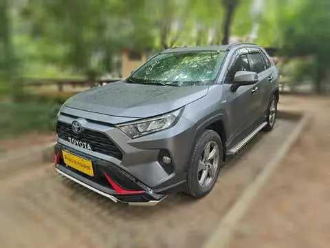 Toyota RAV4 2021