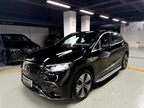 Mercedes-Benz EQE SUV 2024
