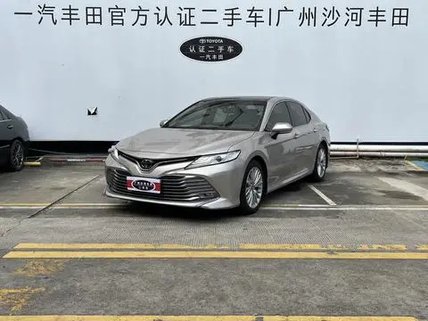 Toyota Camry 2021