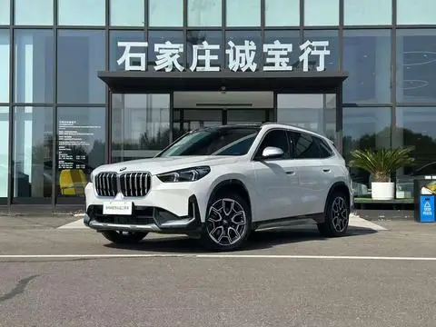 BMW X1 2023 — фото 1
